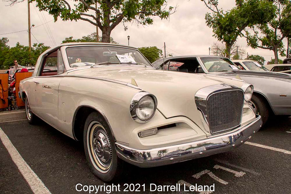 1962-Studebaker-GT-Hawk-Coupe.jpg