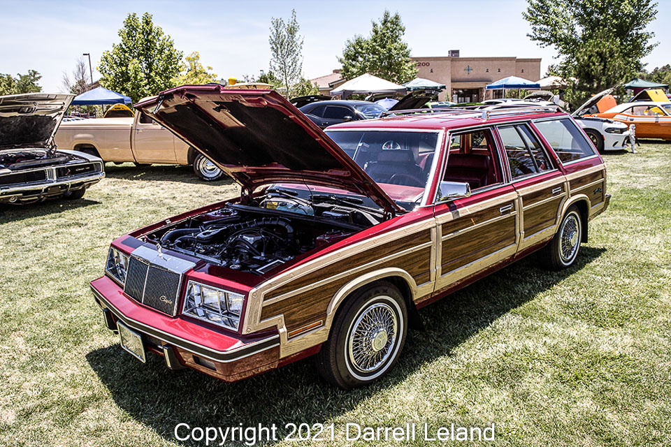 1982-Chrysler-LeBaron-Town-and-Country-station-wagon.jpg