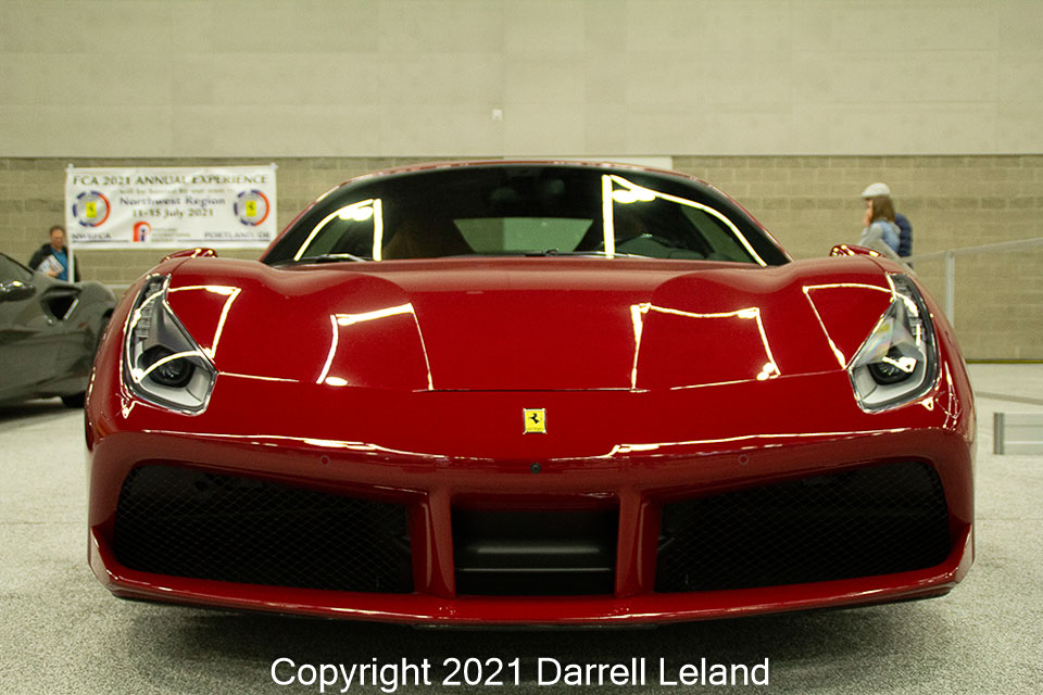 2020-Ferrari-F8-Tributo-2.jpg